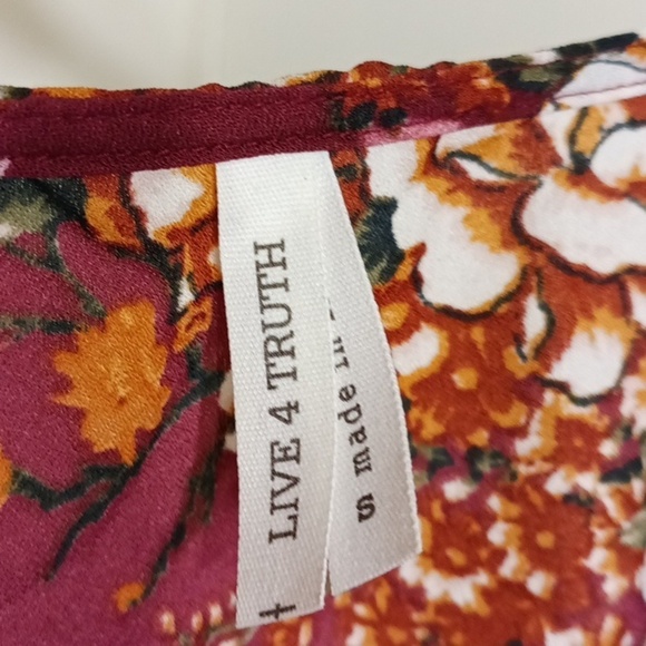 Live 4 Truth Floral Print Faux Wrap Blouse Small - Picture 2 of 6